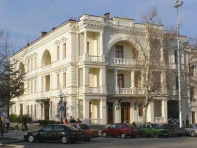 Севастопольская недвижимость стоит как московская