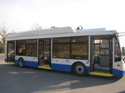 Троллейбусы в Севастополе работают до полуночи