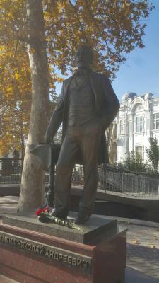 Николай Мамуна памятник в Евпатории